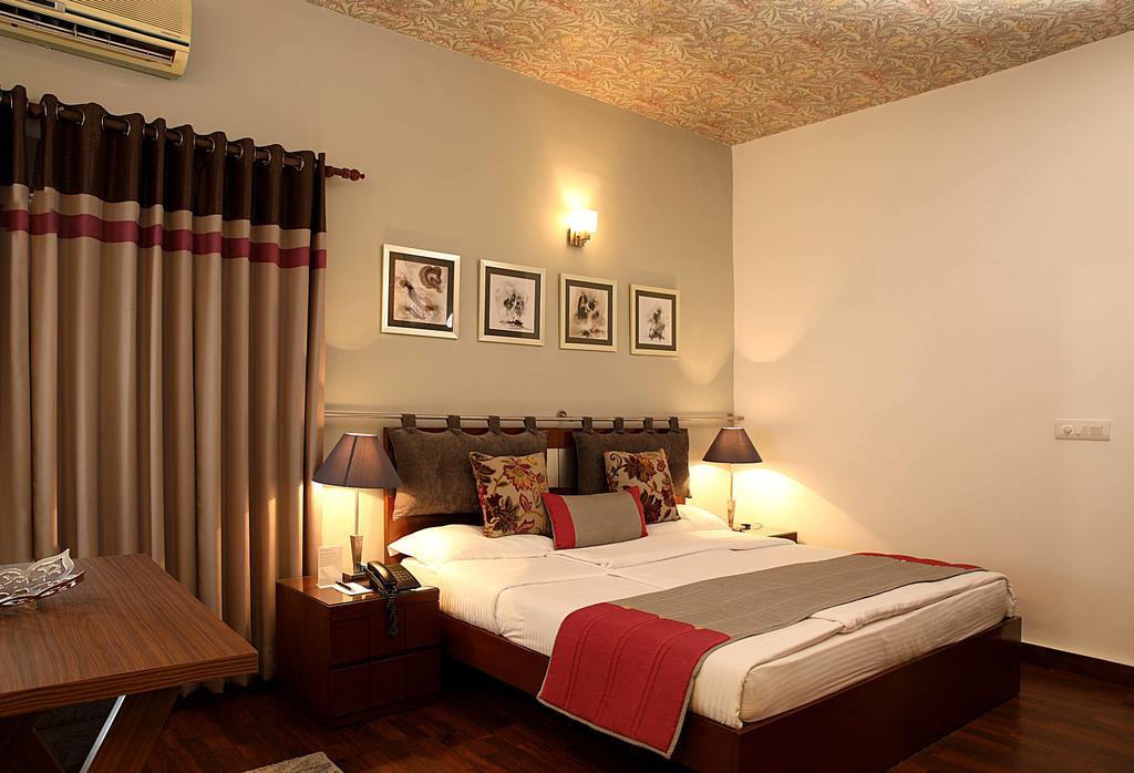 Ahuja Residency Golf Links Nova Deli Exterior foto