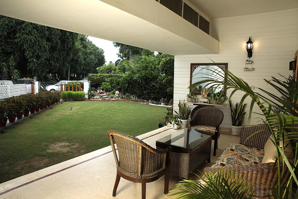 Ahuja Residency Golf Links Nova Deli Exterior foto