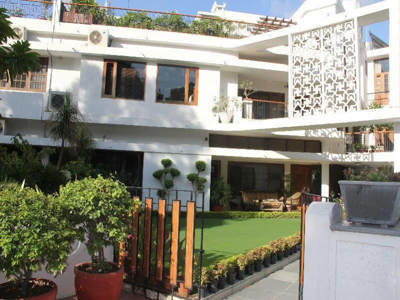 Ahuja Residency Golf Links Nova Deli Exterior foto