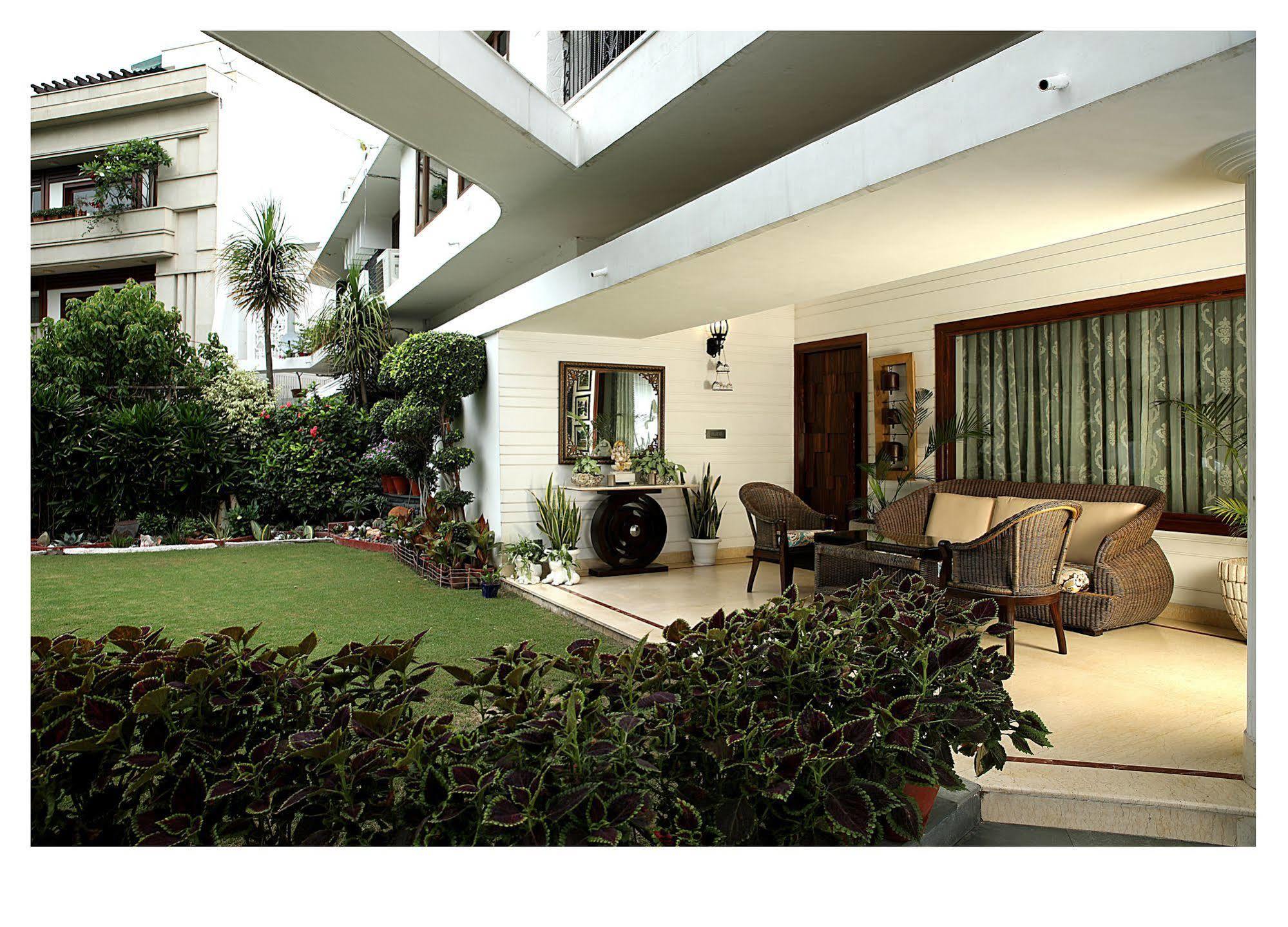 Ahuja Residency Golf Links Nova Deli Exterior foto