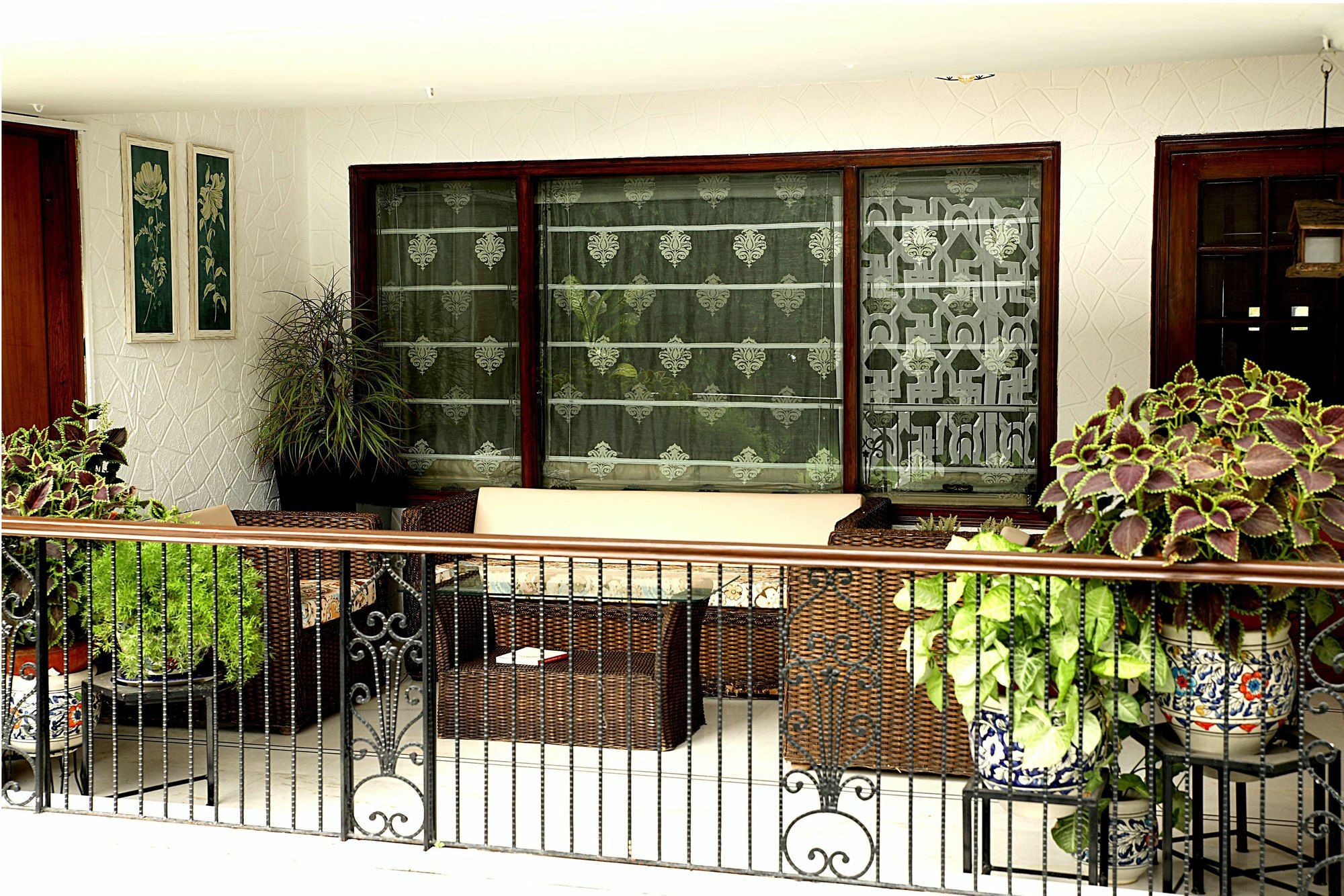 Ahuja Residency Golf Links Nova Deli Exterior foto
