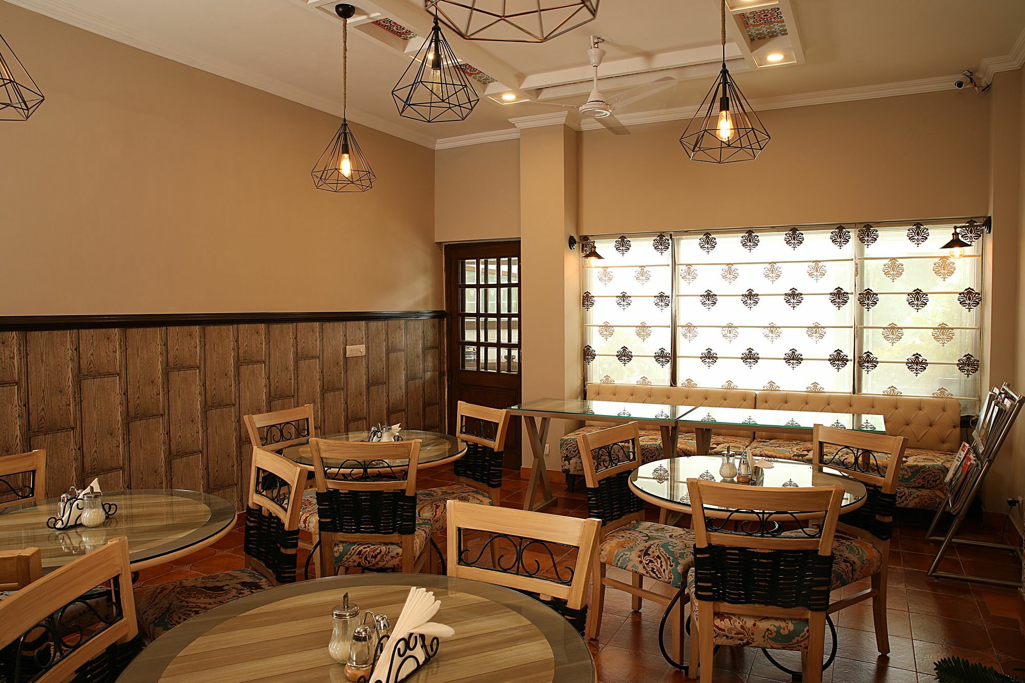 Ahuja Residency Golf Links Nova Deli Exterior foto