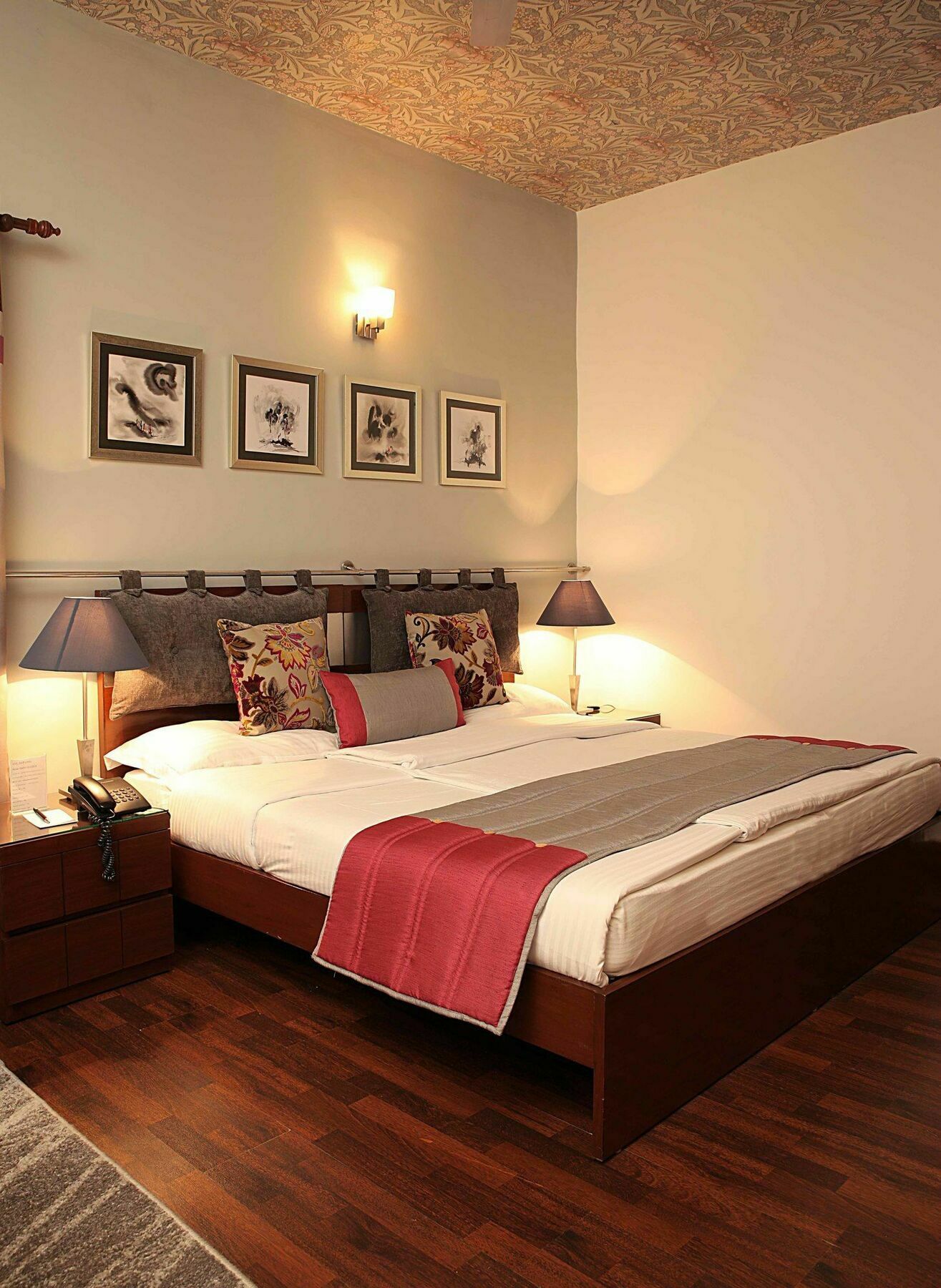 Ahuja Residency Golf Links Nova Deli Exterior foto
